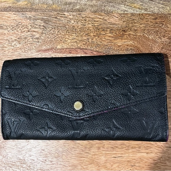 Louis Vuitton wallet - Picture 2 of 5